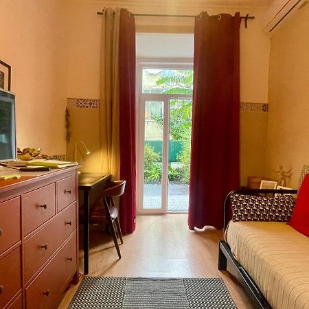 Sunny Orange Garden Apartment In Central Lissabon Exterior foto