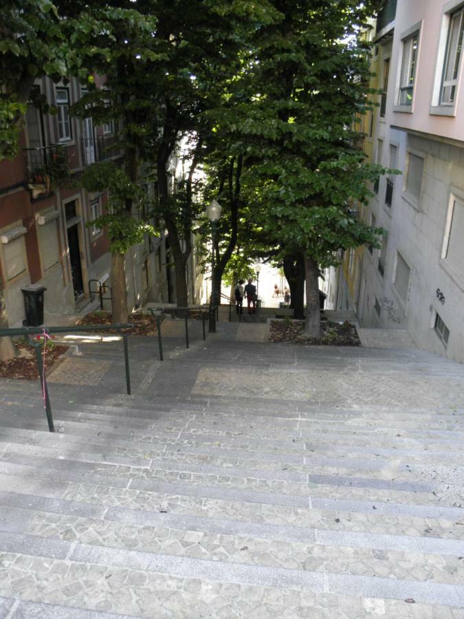 Sunny Orange Garden Apartment In Central Lissabon Exterior foto